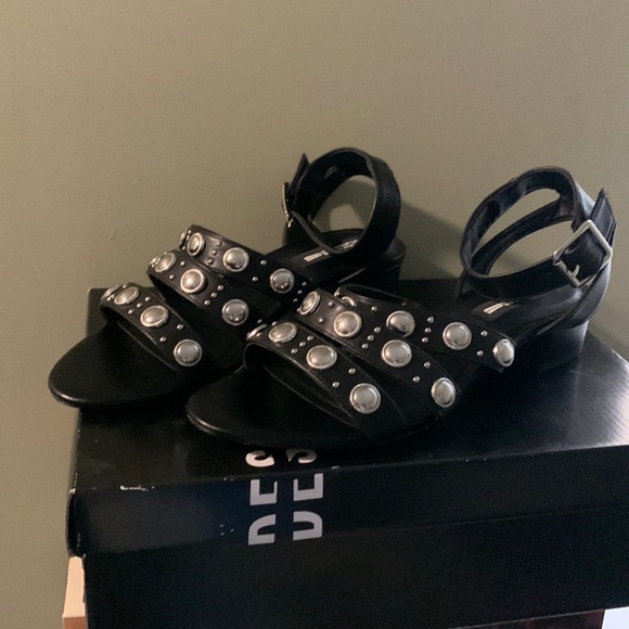 Design Lab Black Studded Sandals - Picture 1 of 4